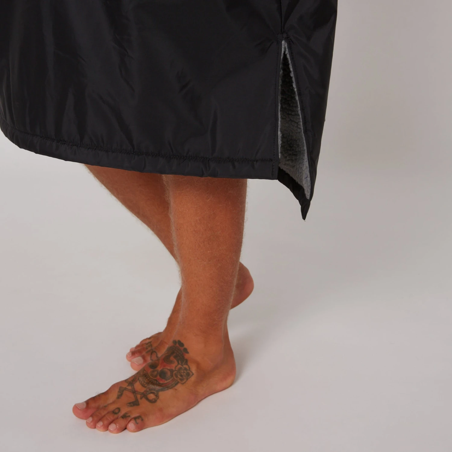 Perfect Storm Waterproof Poncho - Image 7