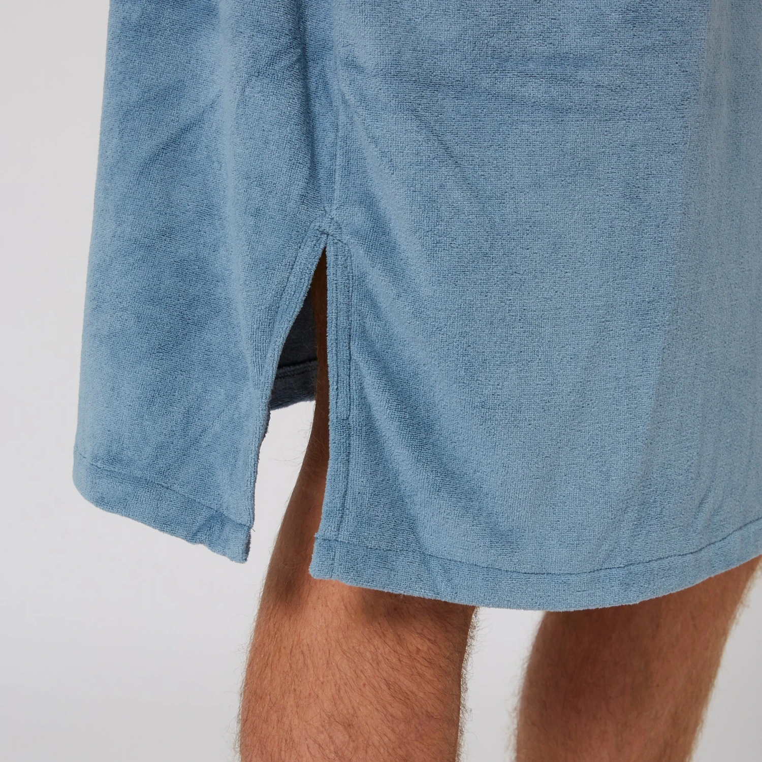 Mens Surf Essential Poncho - Image 7