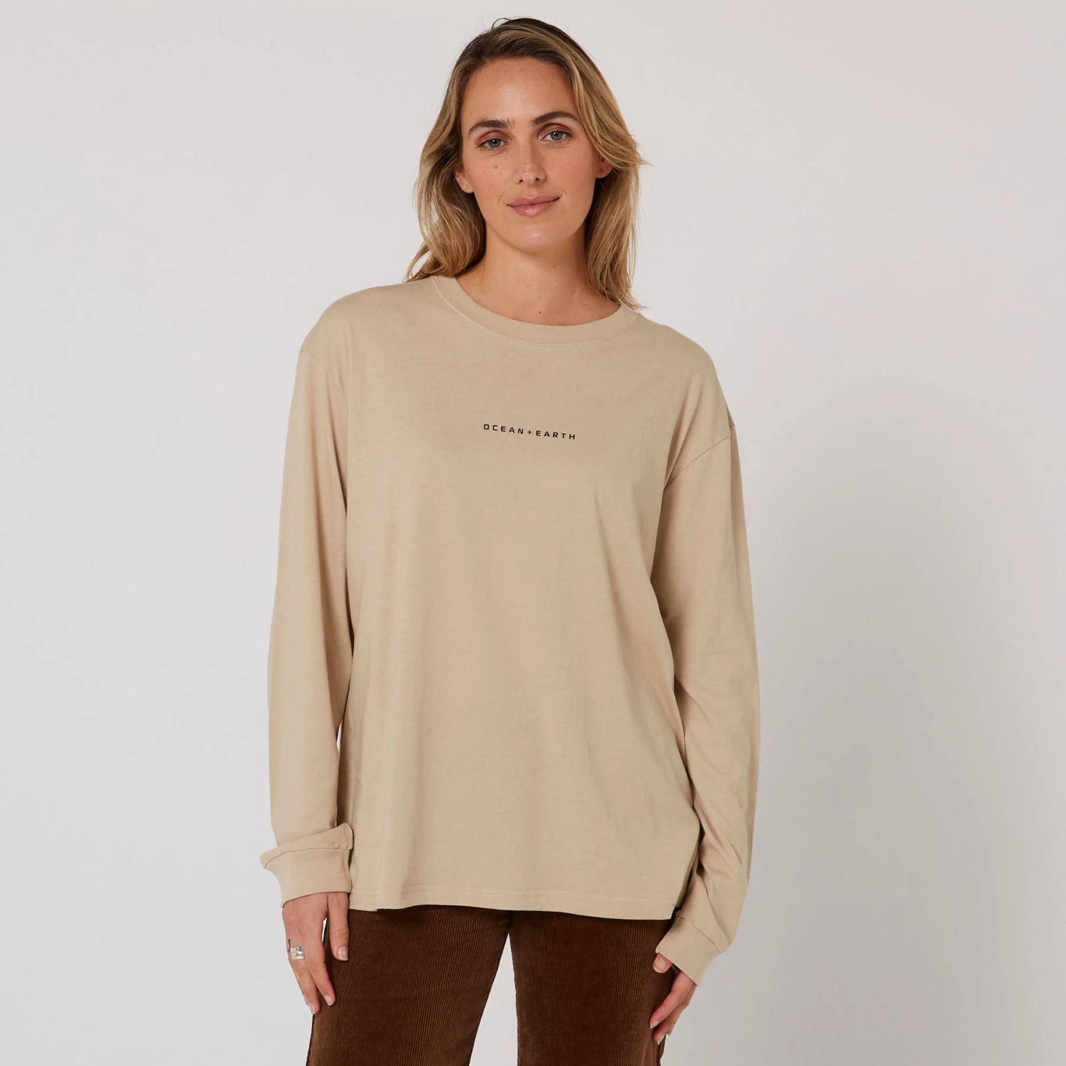 Essential L/S Tee - Image 11