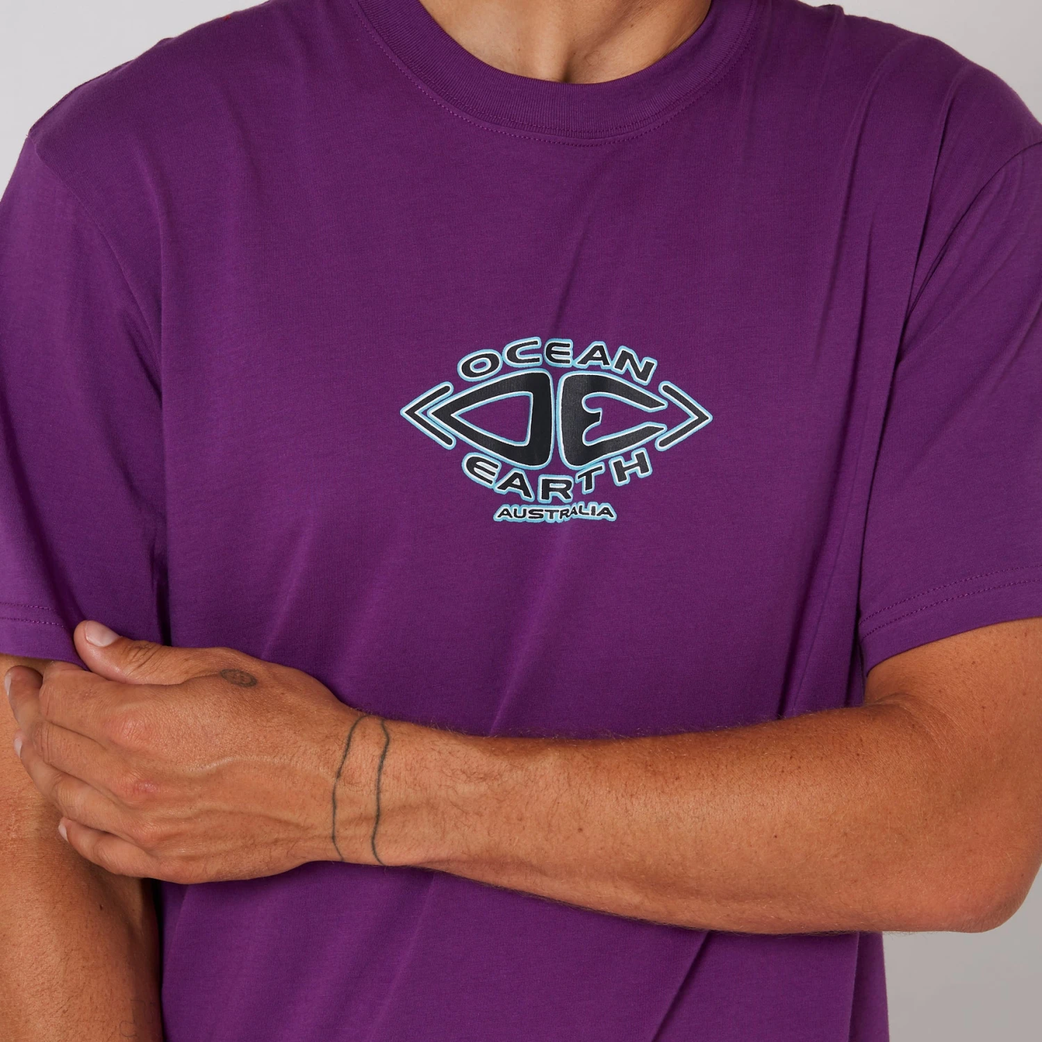 Heritage Tee - Image 10