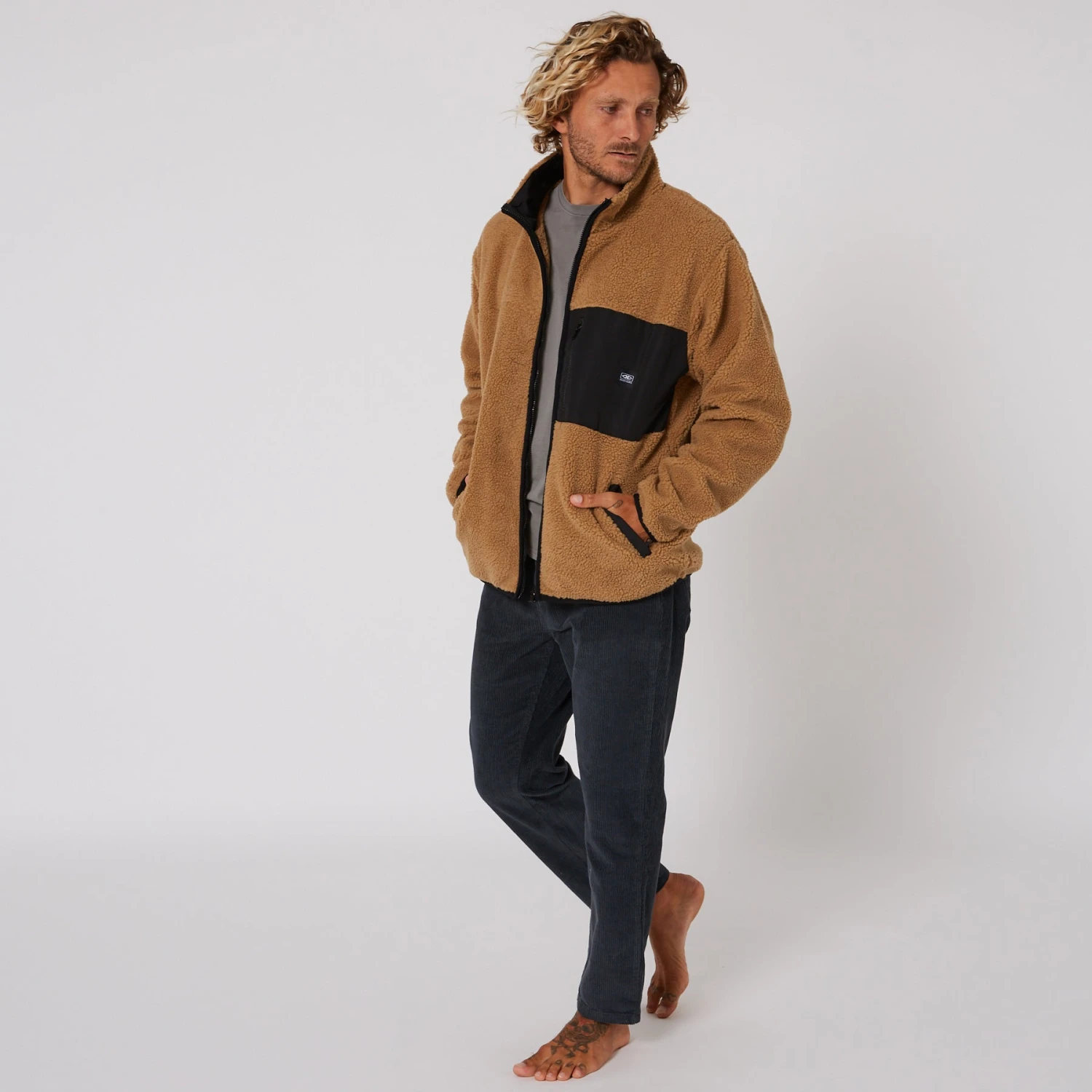 Peak Zip Sweat - Image 6